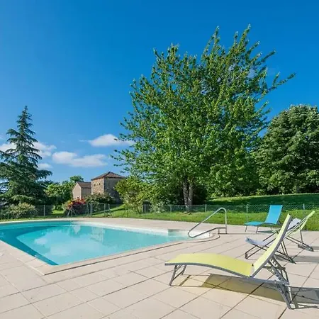 Les Petites Ecuries Villa *